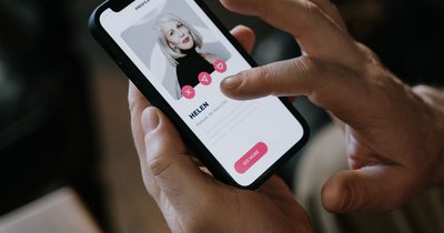 Portal randkowy: pierwsze słowa do osoby